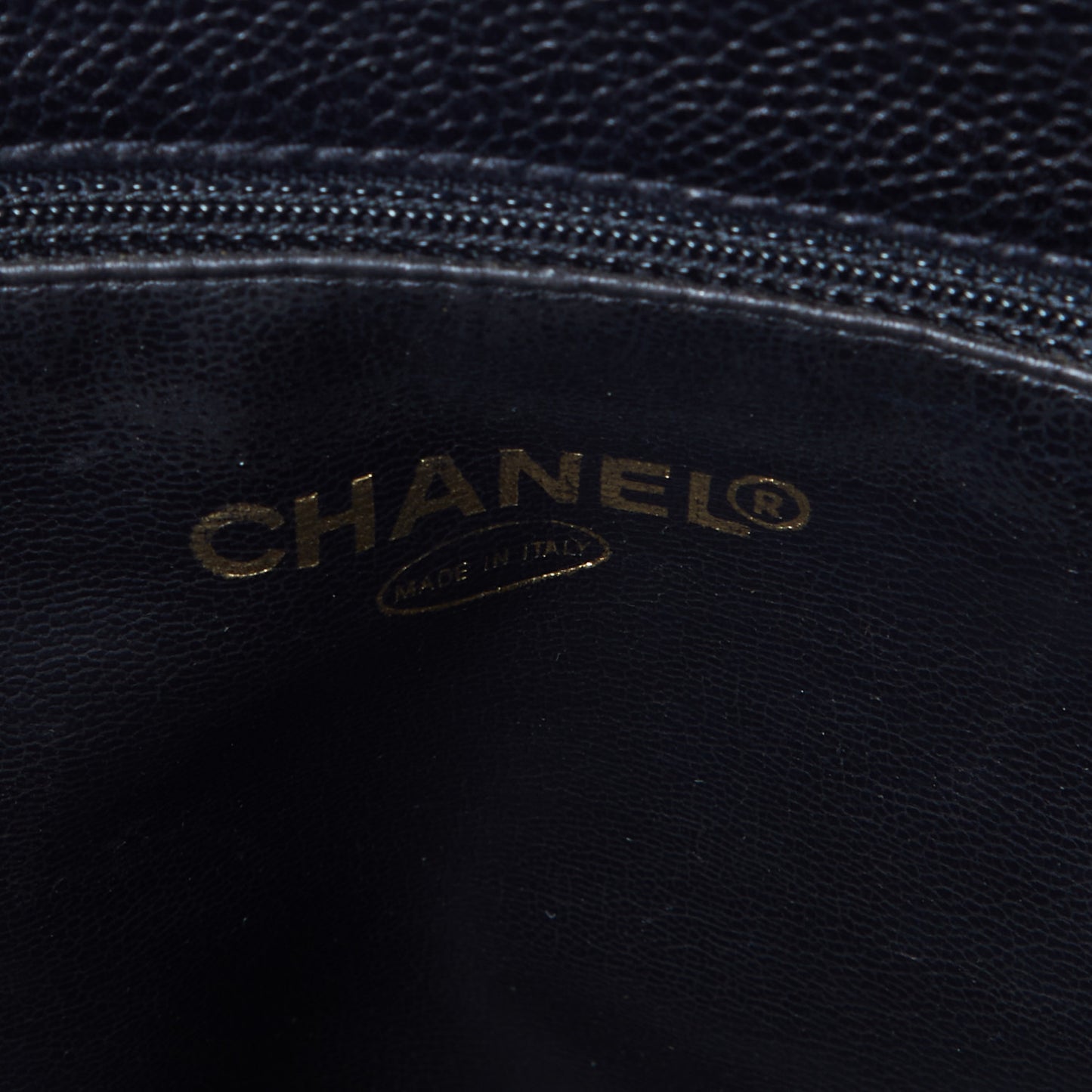 Caviar CC Tote Black
