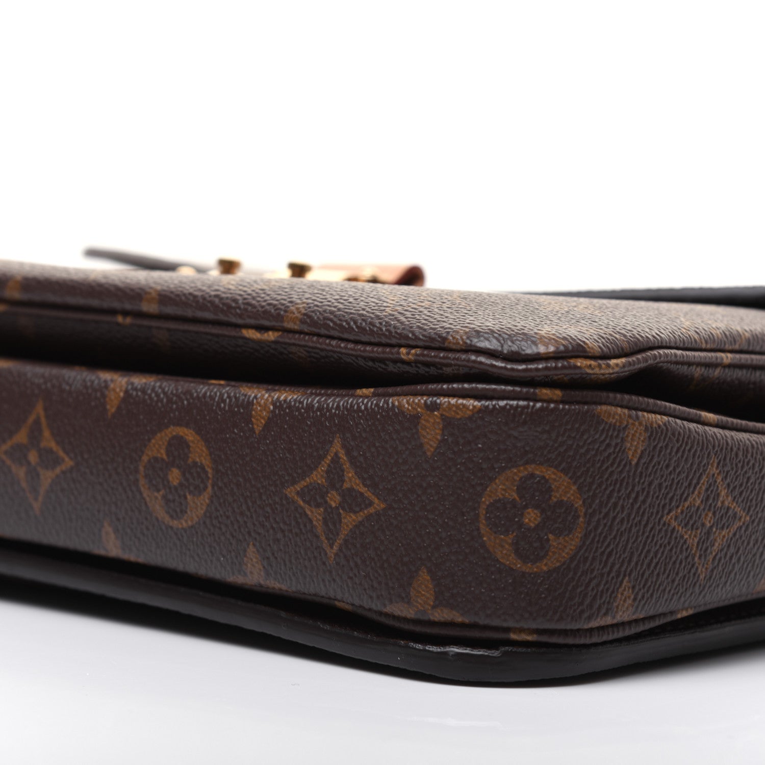 Louis Vuitton Monogram Pochette Metis 7 of 20