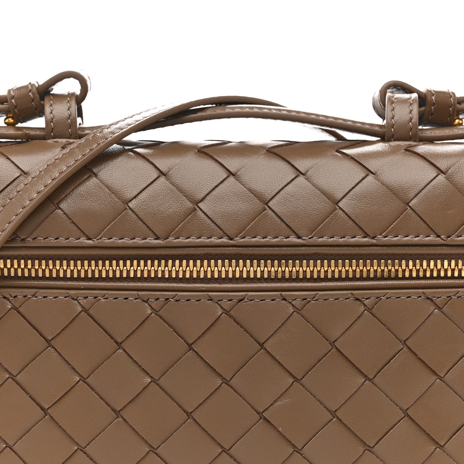 Bottega Veneta Calfskin Intrecciato Bang Bang Vanity Case Pinecone