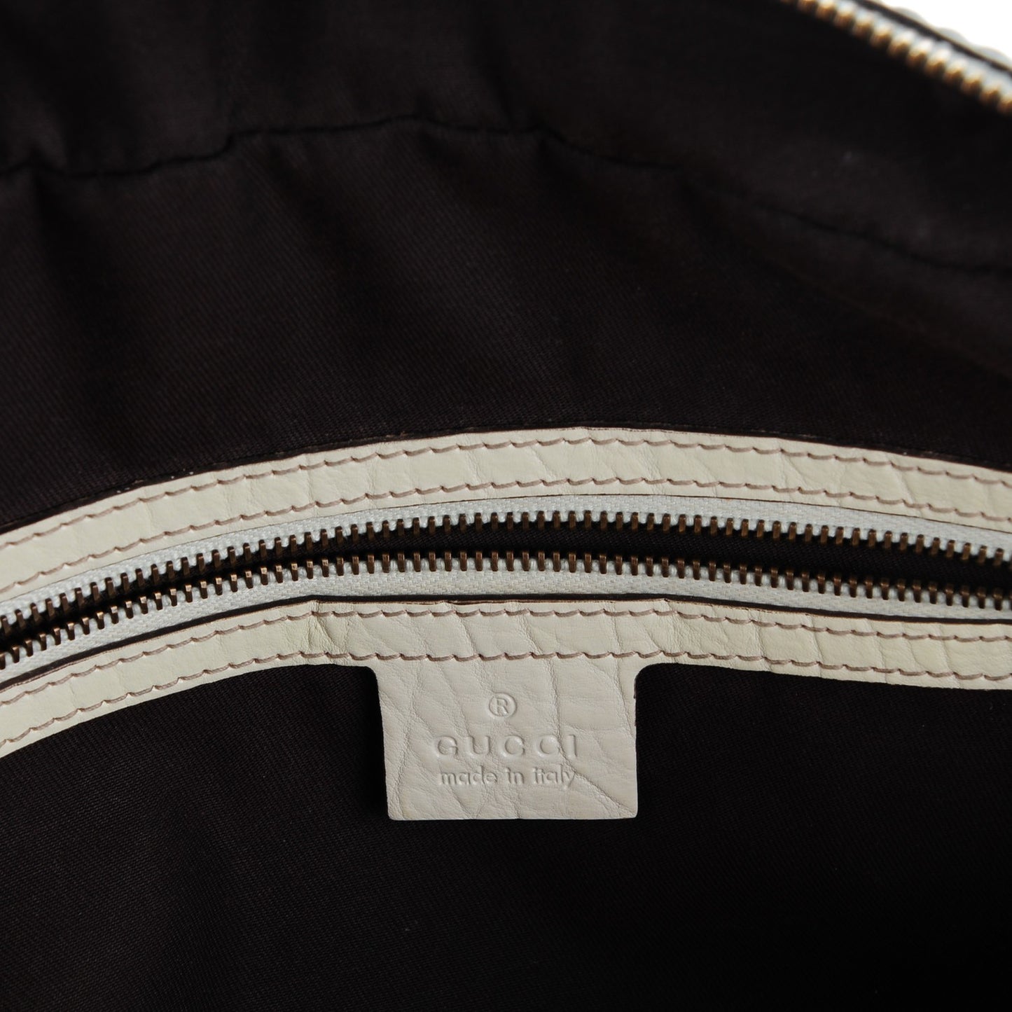 Monogram Medium Interlocking Boston Off White