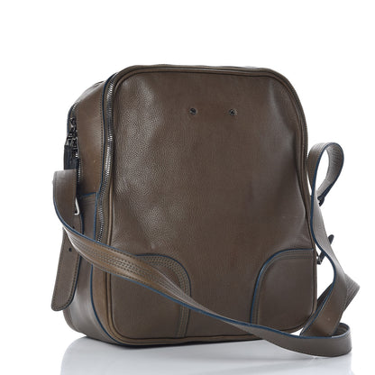 Louis Vuitton Bequia Trotter MM 3 of 12