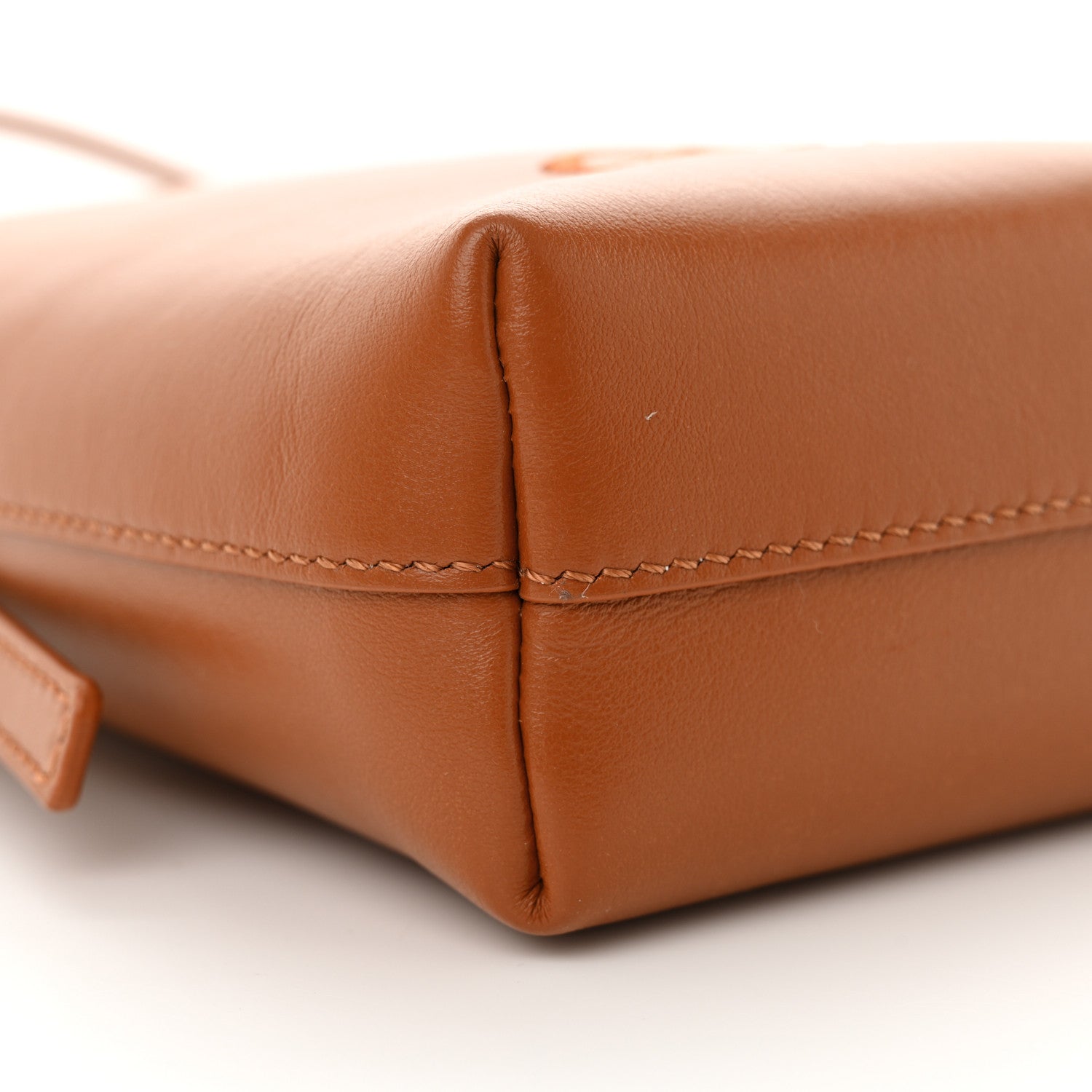 Chloe Shiny Calfskin Micro Sense Tote Bag Caramel 10 of 10