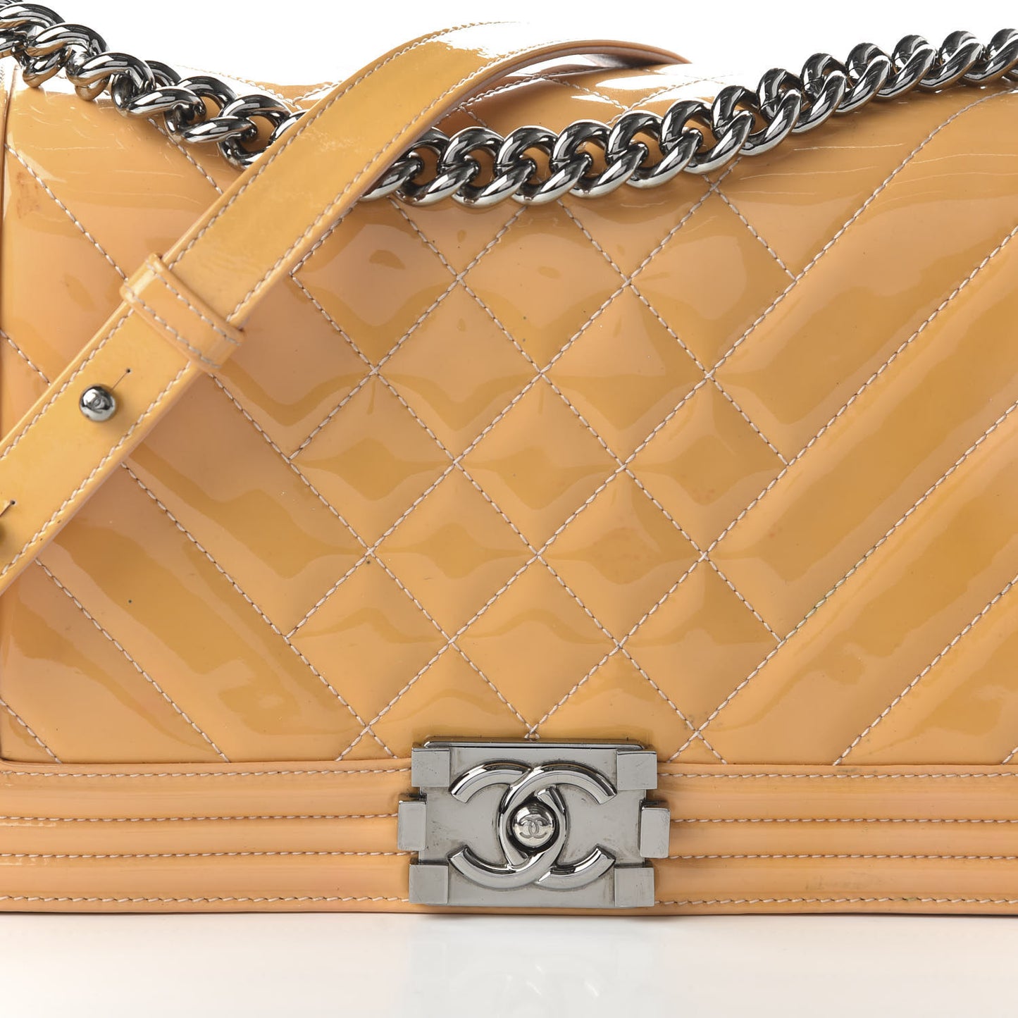 Patent Chevron Quilted New Medium Boy Flap Beige