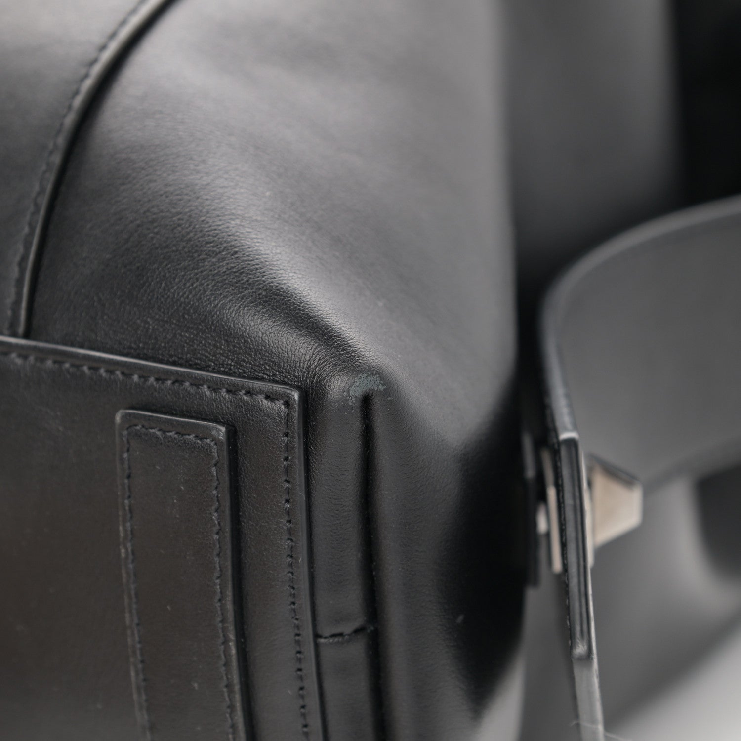 Givenchy Smooth Calfskin Medium Soft Antigona Black 19 of 31