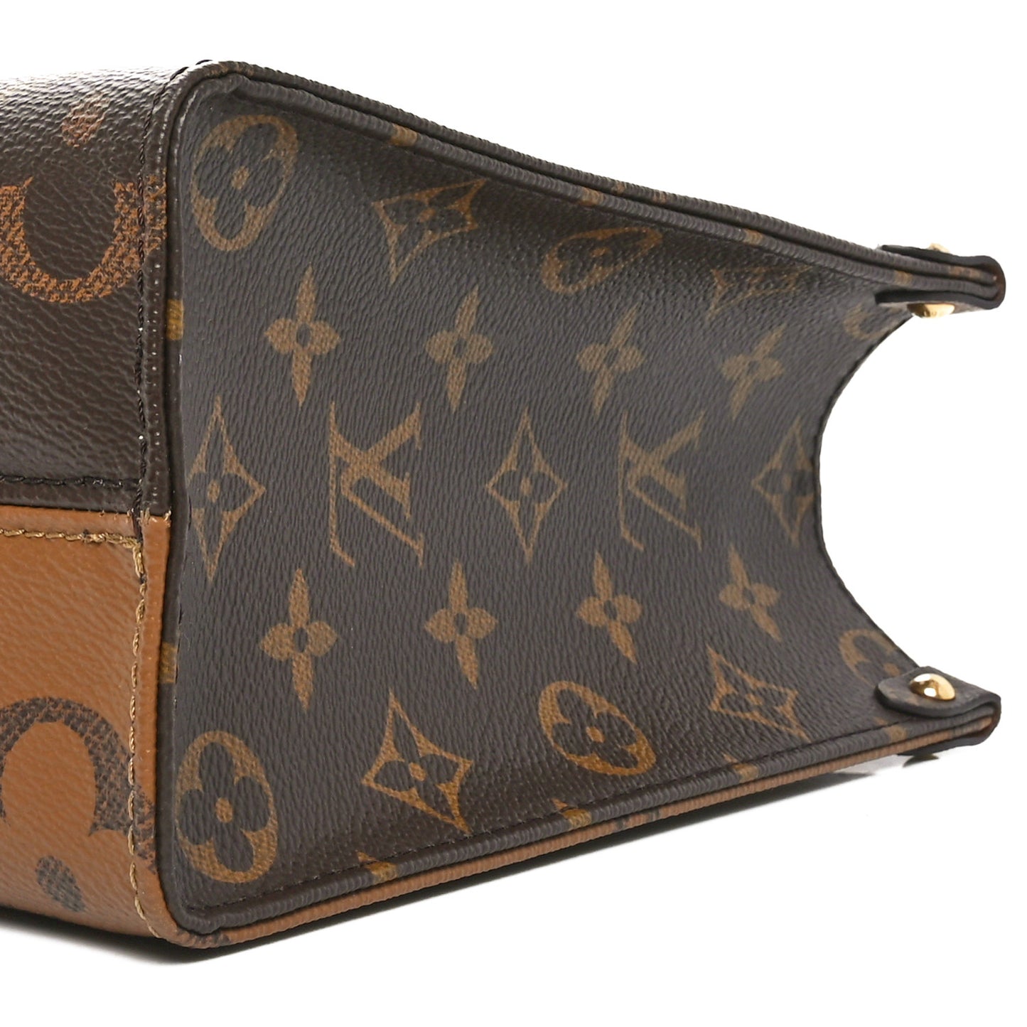 Reverse Monogram Giant Onthego PM