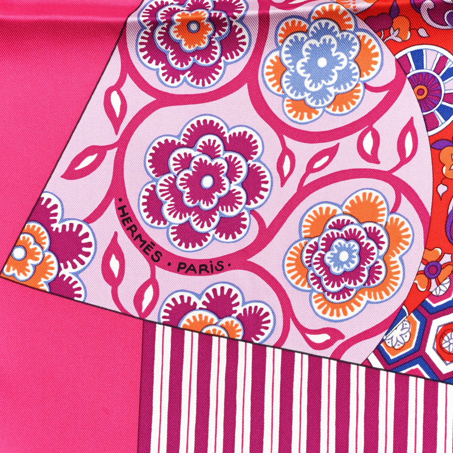 Silk L'Art du Sarasa Scarf 90 Fuchsia Orange Rouge