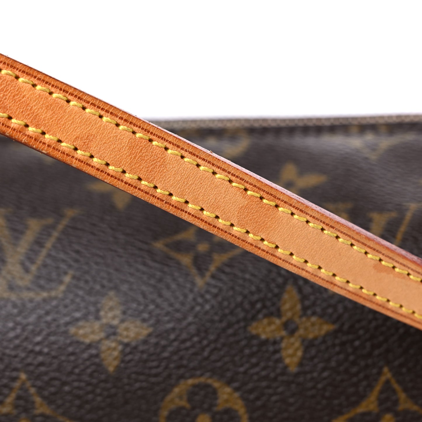 Monogram Papillon 26