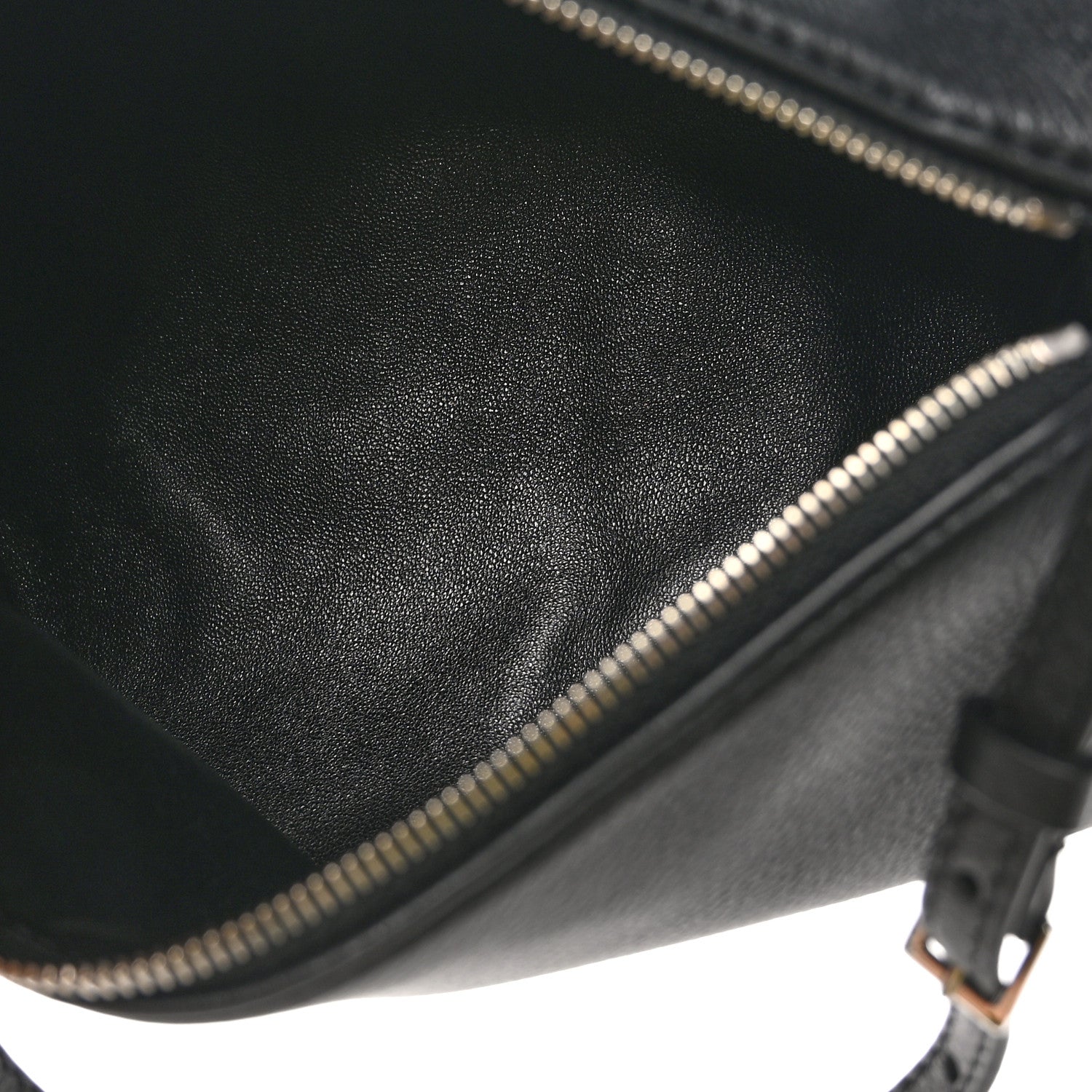 The Row Grained Calfskin 90's Bag Black 5 of 9