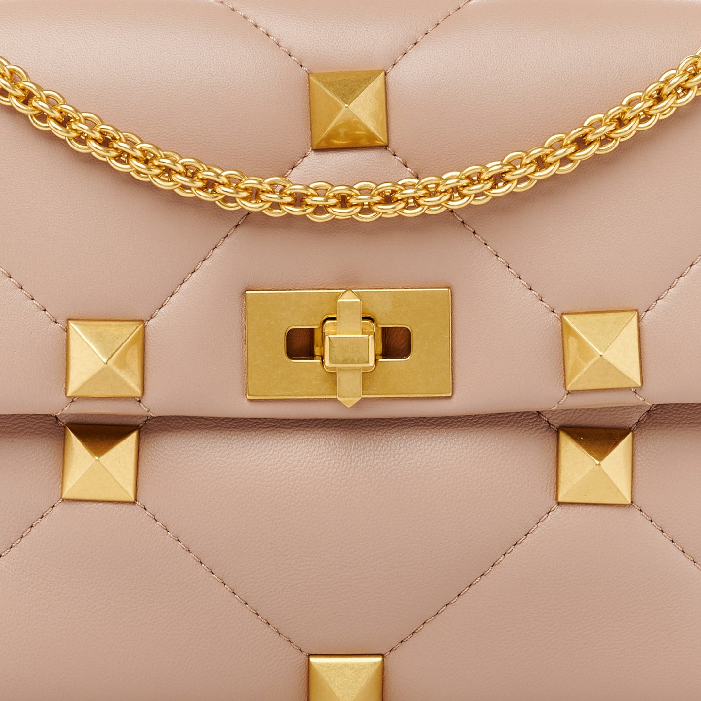 Nappa Large Roman Stud Shoulder Bag Rose Cannelle