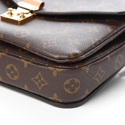 Louis Vuitton Monogram Pochette Metis 8 of 9
