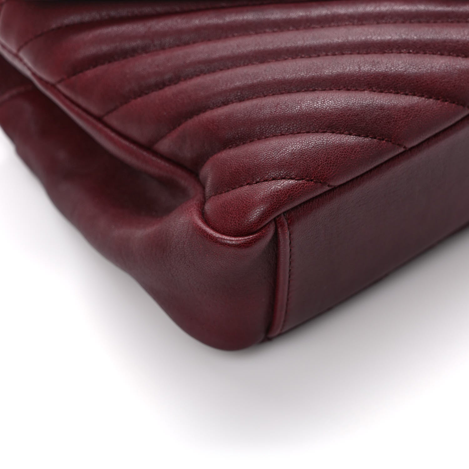Saint Laurent Sheepskin Matelasse Chevron Monogram Medium College Bag Rouge Legion 10 of 12
