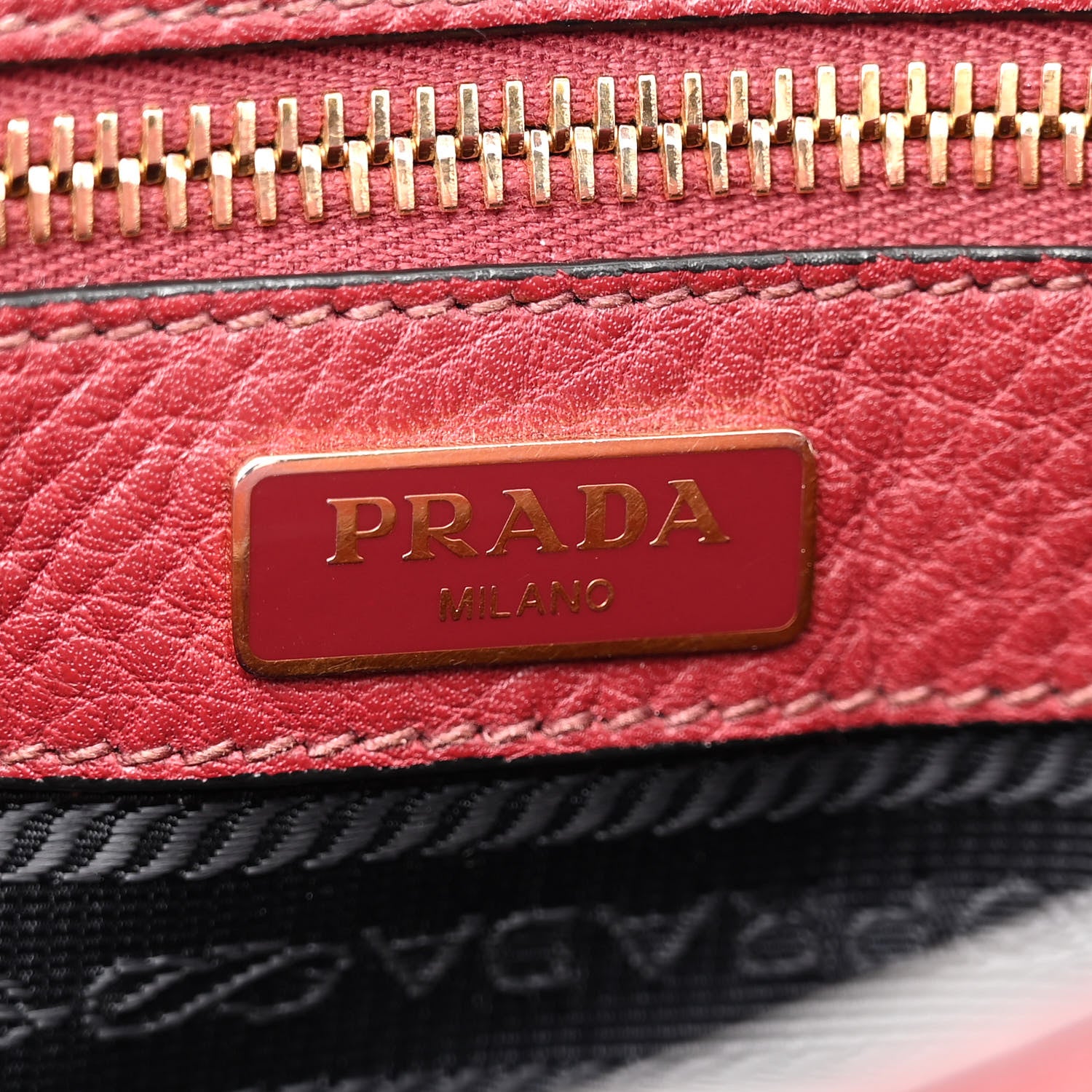 Prada Vitello Daino Messenger Bag Rubino 6 of 13