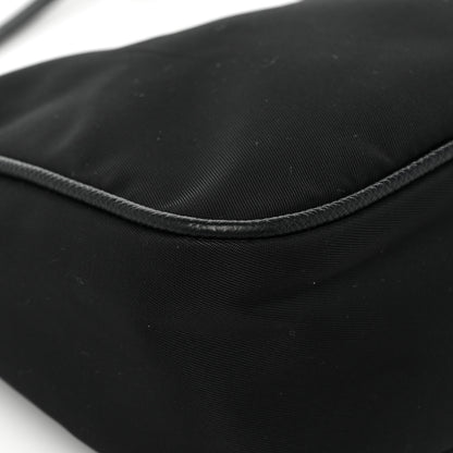 Prada Nylon Re-Edition 2005 Shoulder Bag Black 10 of 11