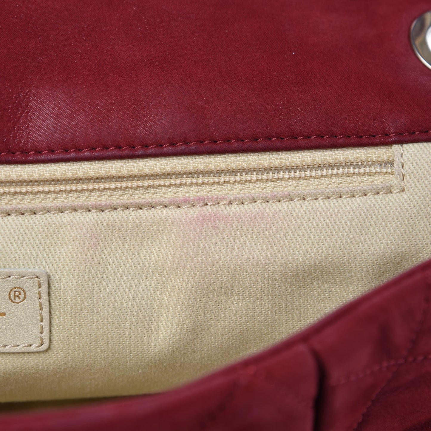 Iridescent Calfskin Large Chic Quilt Flap Red