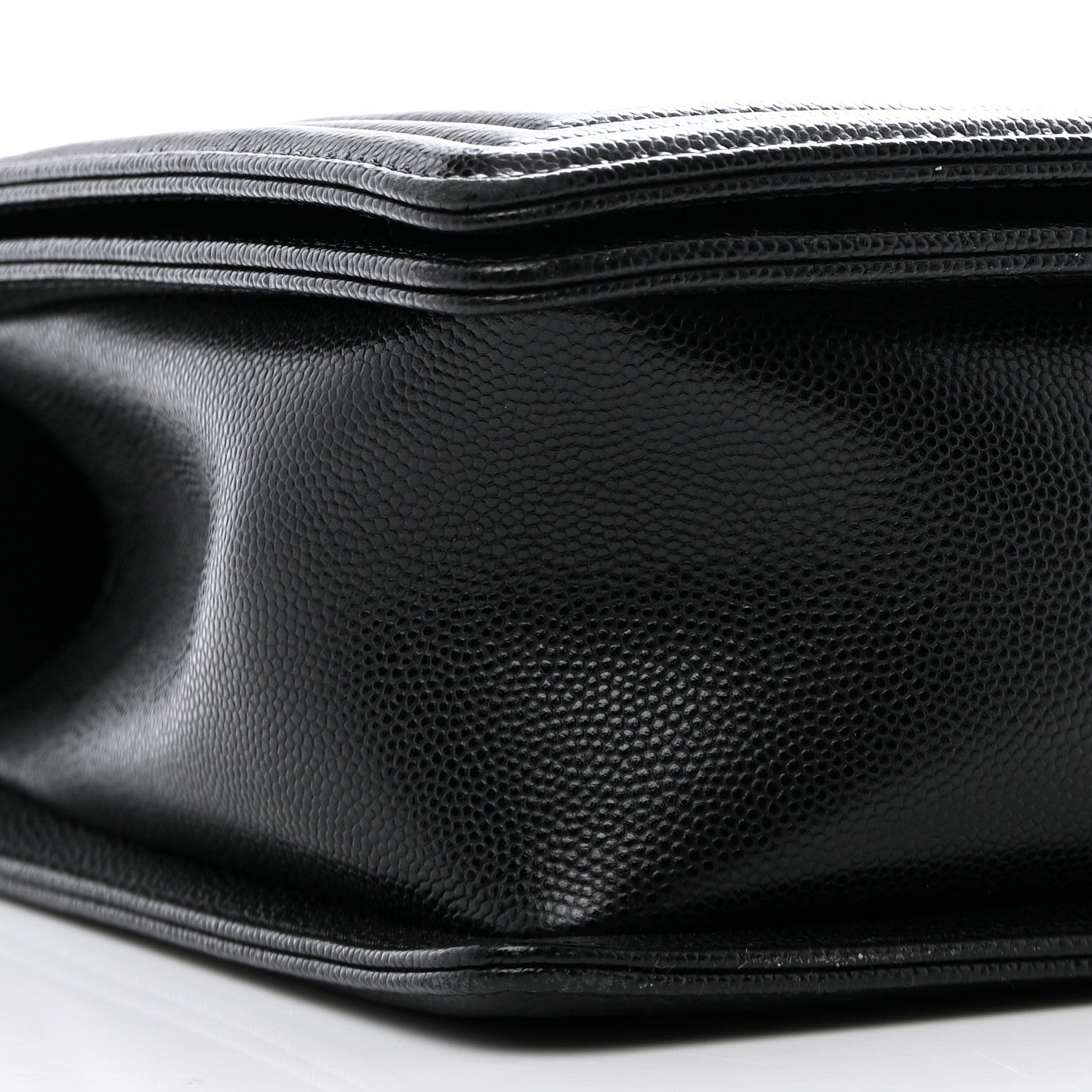 Chanel Caviar Quilted New Medium Boy Flap Black 17 of 32