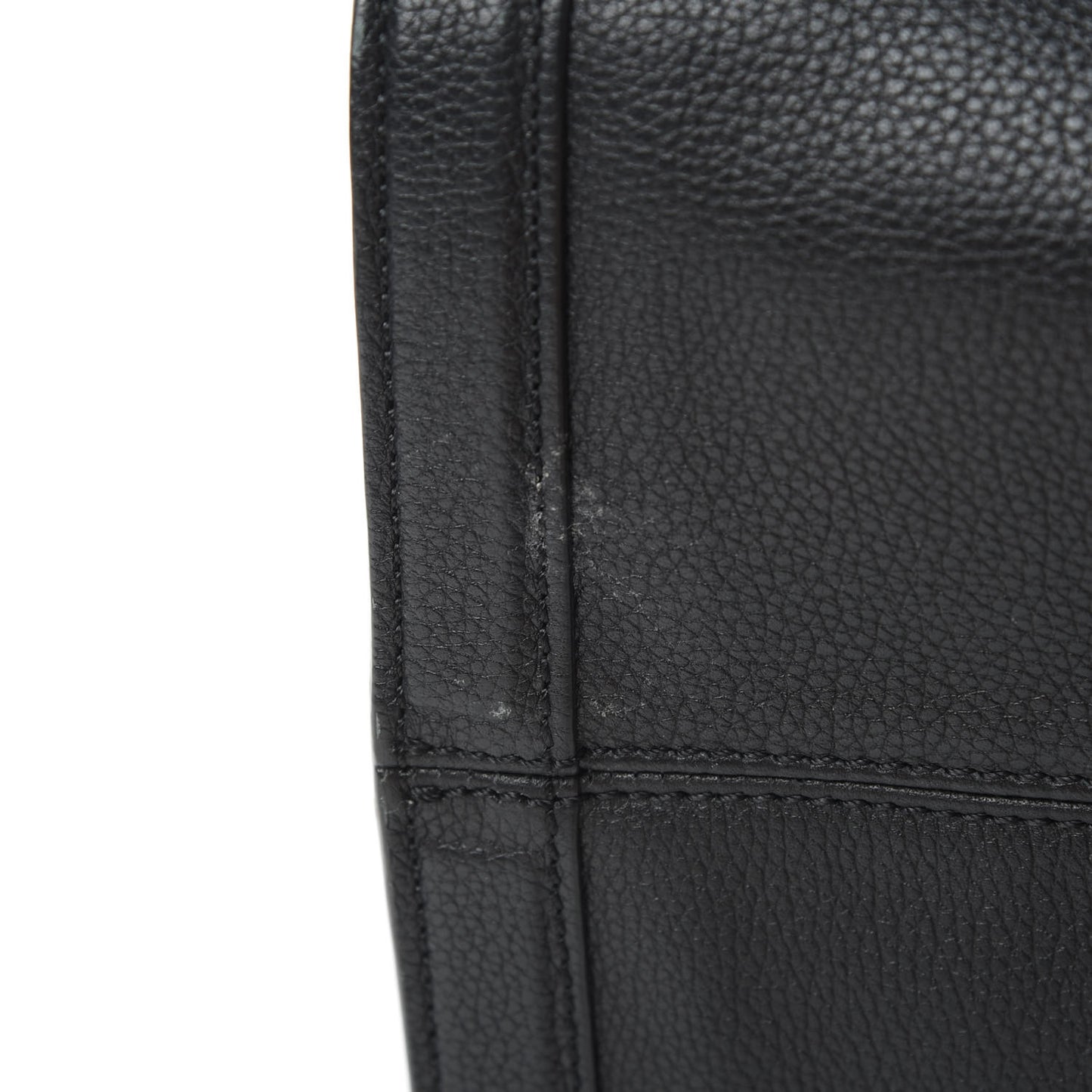 Pebbled Calfskin Large Skull Padlock Zip Around Tote Black