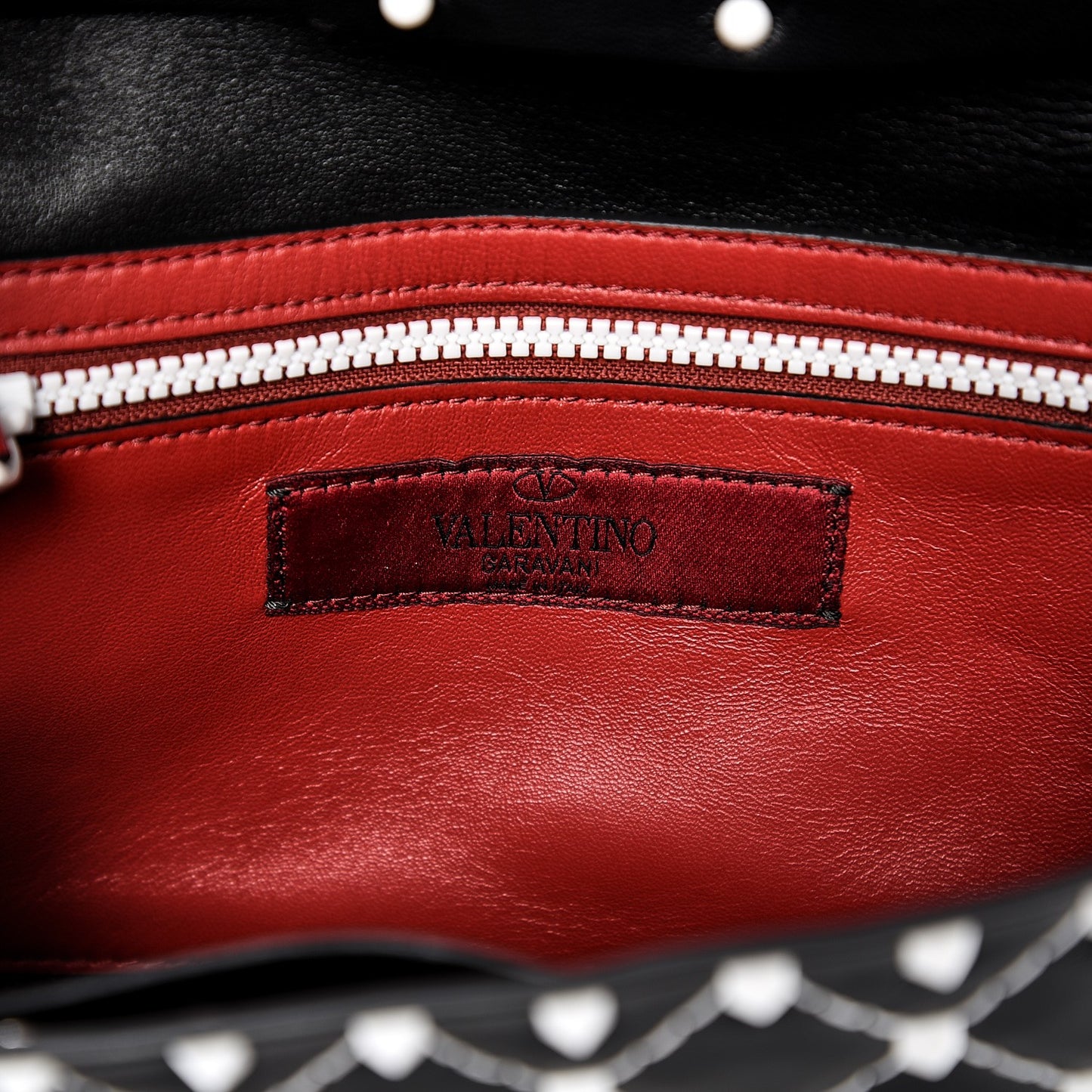 Lambskin Free Rockstud Spike Wallet On Chain Black