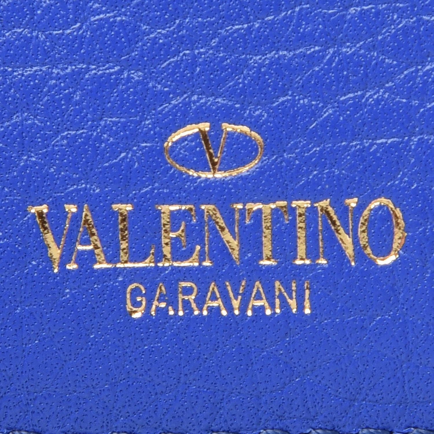 Valentino Garavani Pebbled Calfskin Rockstud Card Holder Acid Blue 6 of 9