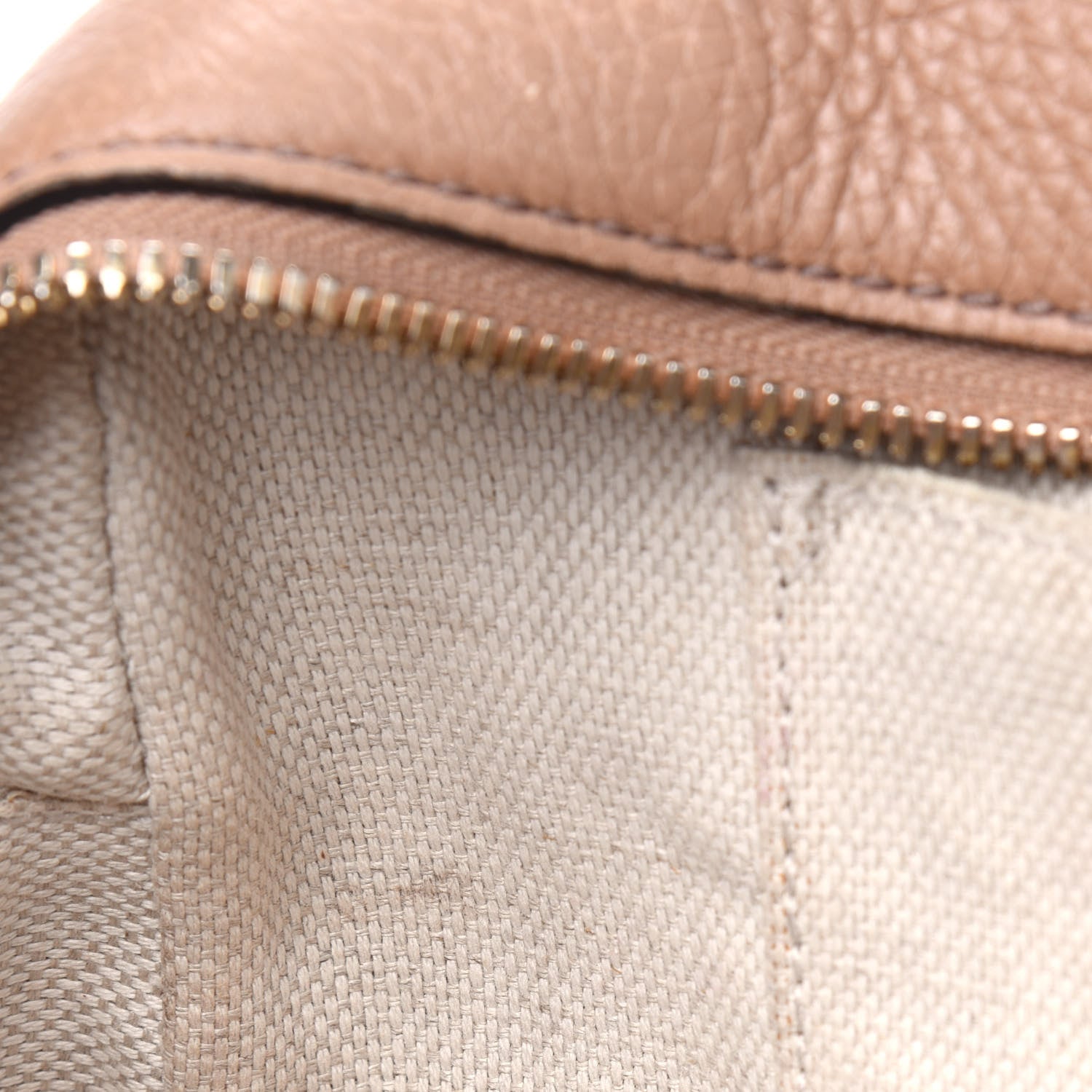 Gucci Pebbled Calfskin Small Soho Disco Bag Camelia 11 of 20