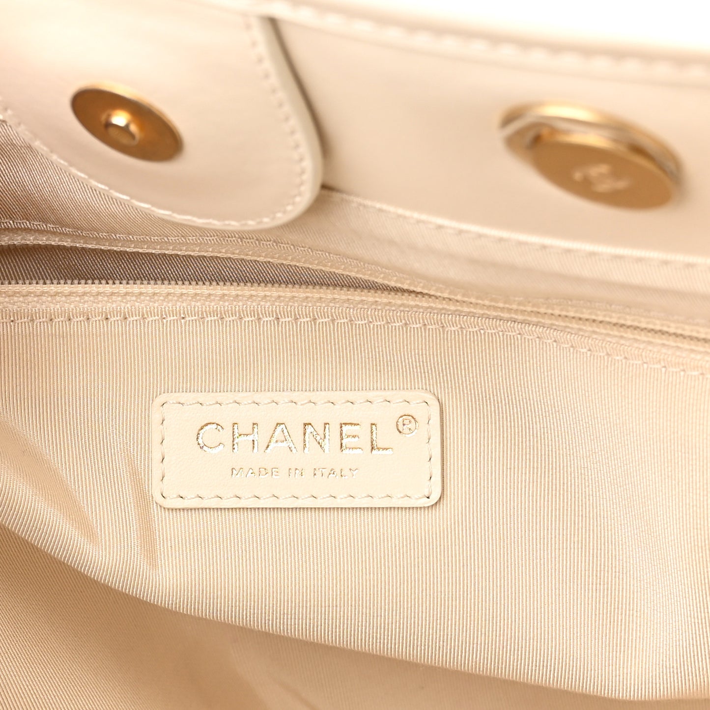 Aged Calfskin Small Charms Deauville Tote White