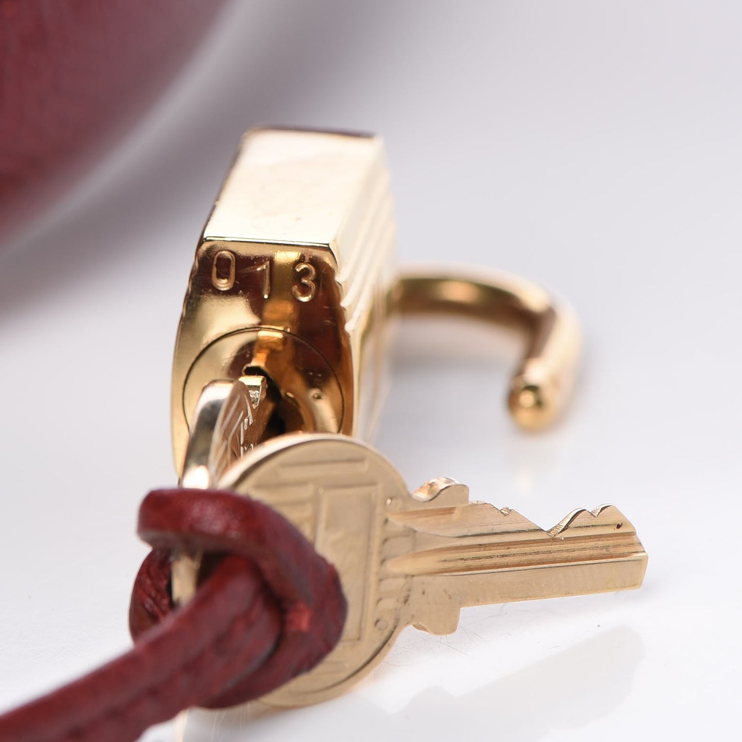 Courchevel Kelly Sellier 32 Rouge H