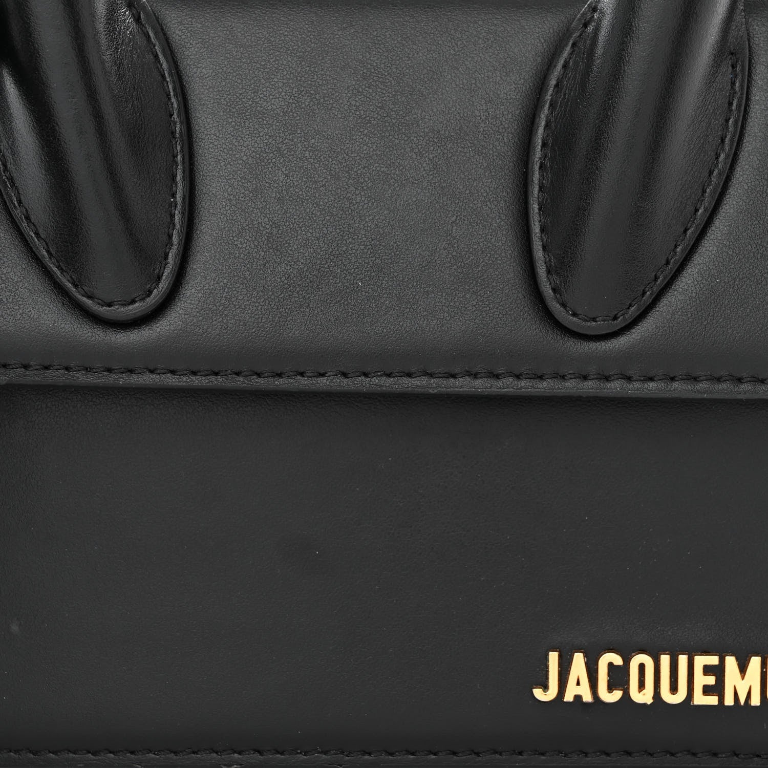 Jacquemus Smooth Calfskin Le Chiquito Moyen Black 7 of 9