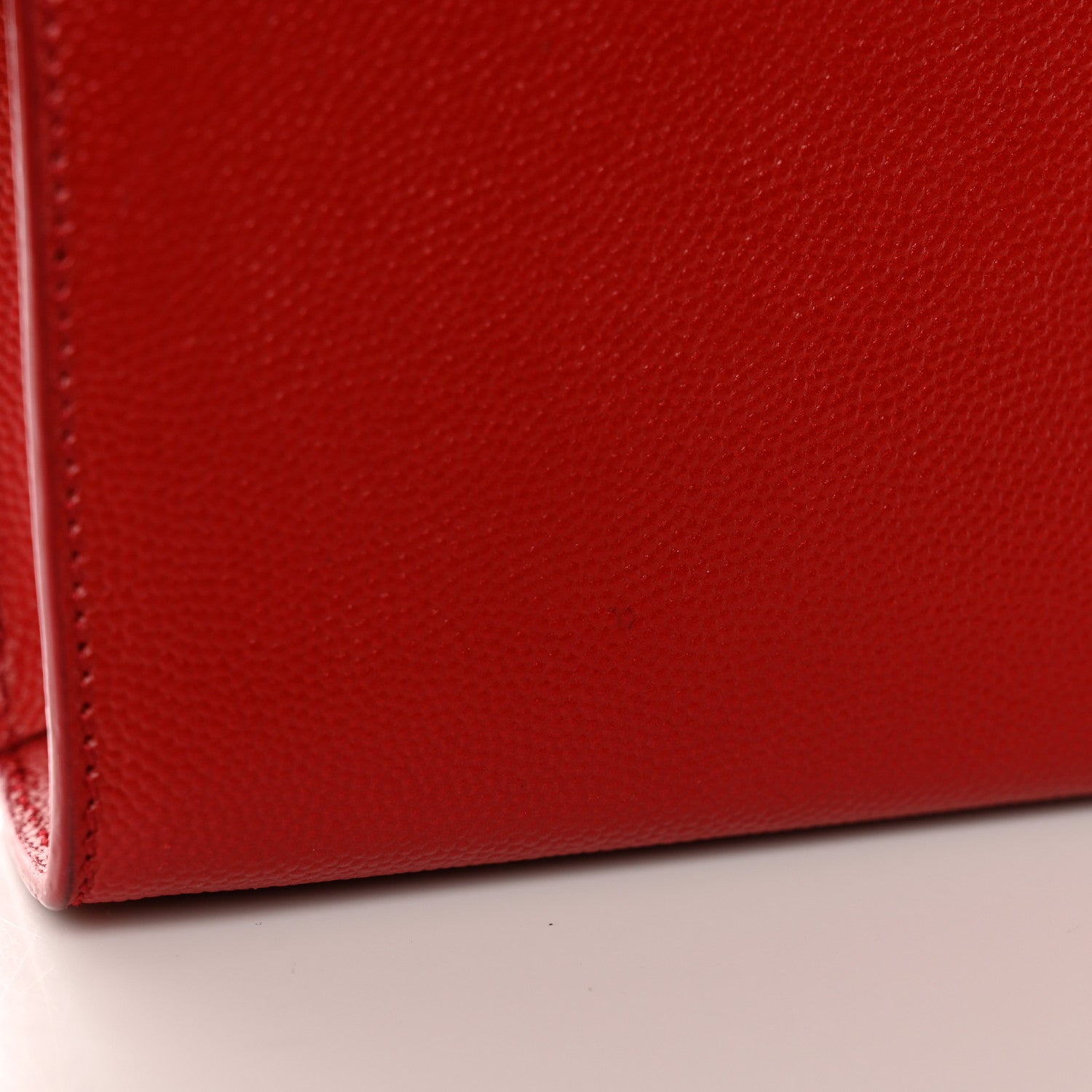 Saint Laurent Grain De Poudre Classic Monogram Cassandre Clutch New Red 9 of 15