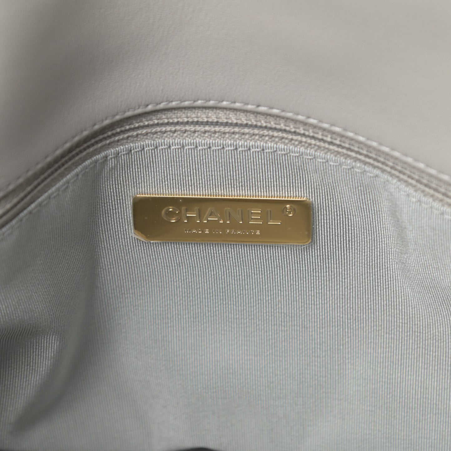 Goatskin Quilted Medium Chanel 19 Flap Grey