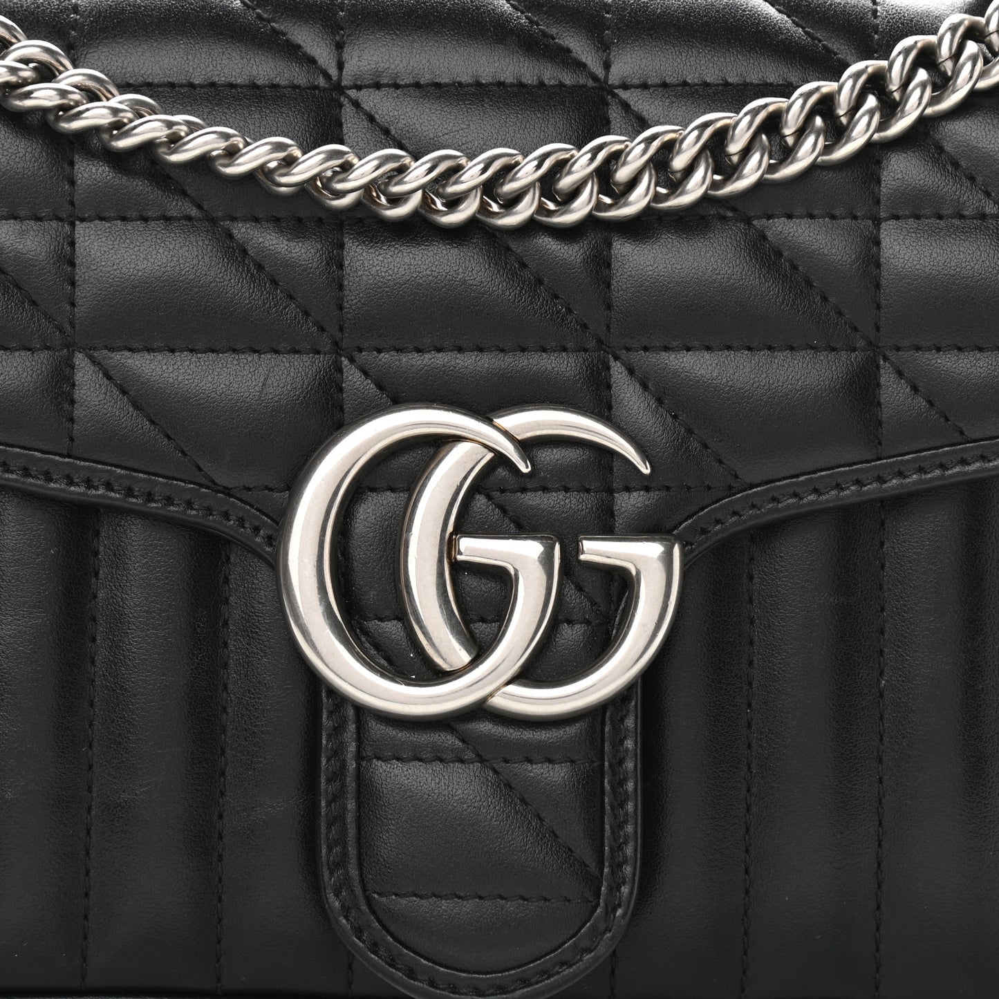 Calfskin Matelasse Aria Small GG Marmont Shoulder Bag Black
