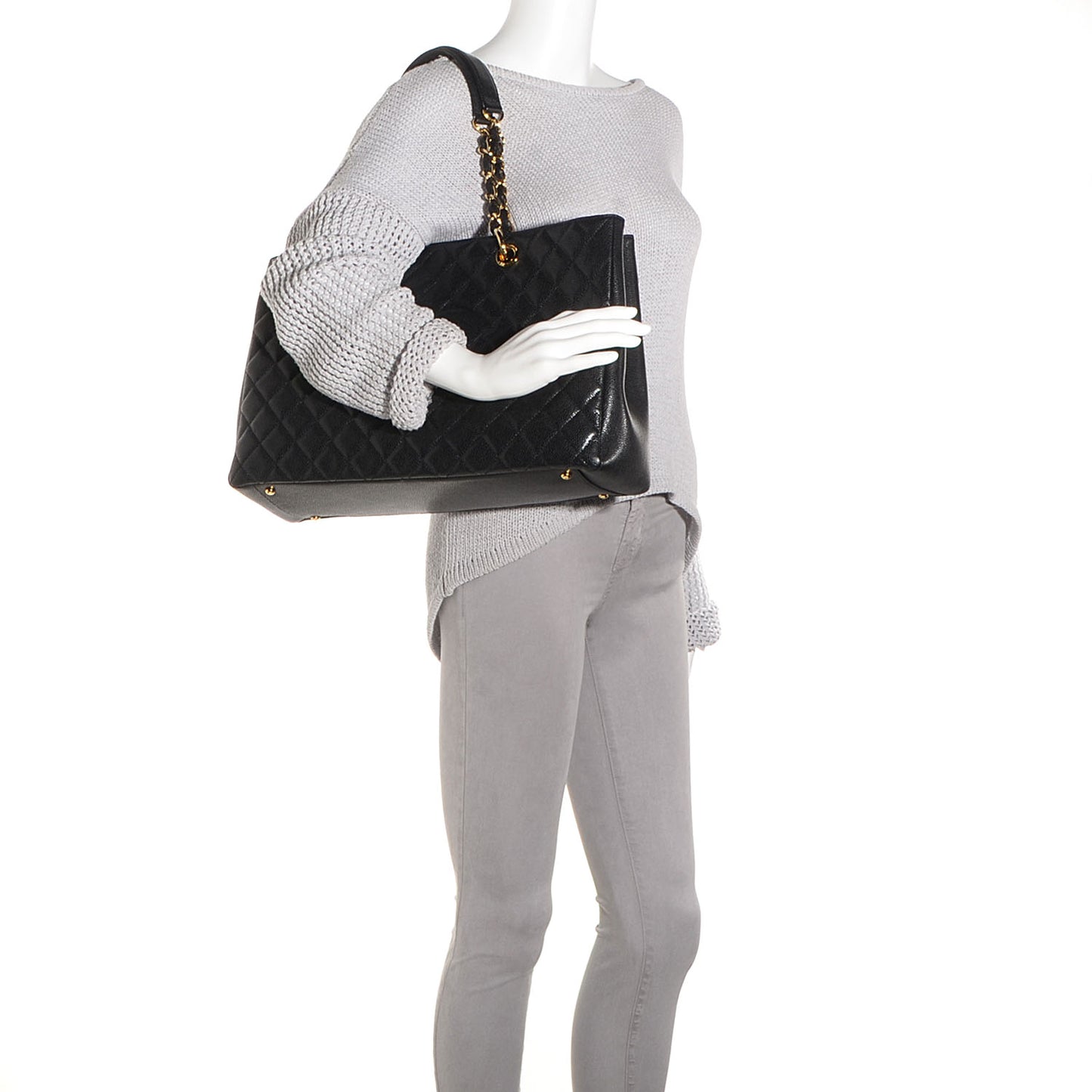Caviar XL Grand Shopping Tote GST Black