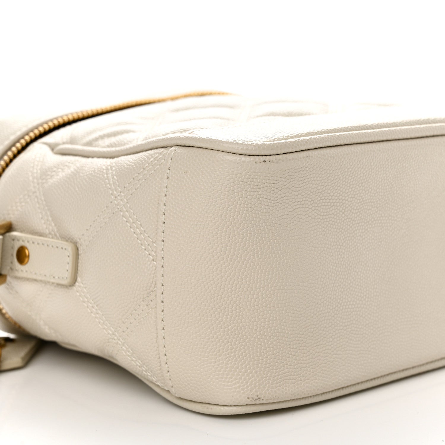 Saint Laurent Grain de Poudre Quilted 80's Vanity Bag Crema Soft 8 of 10
