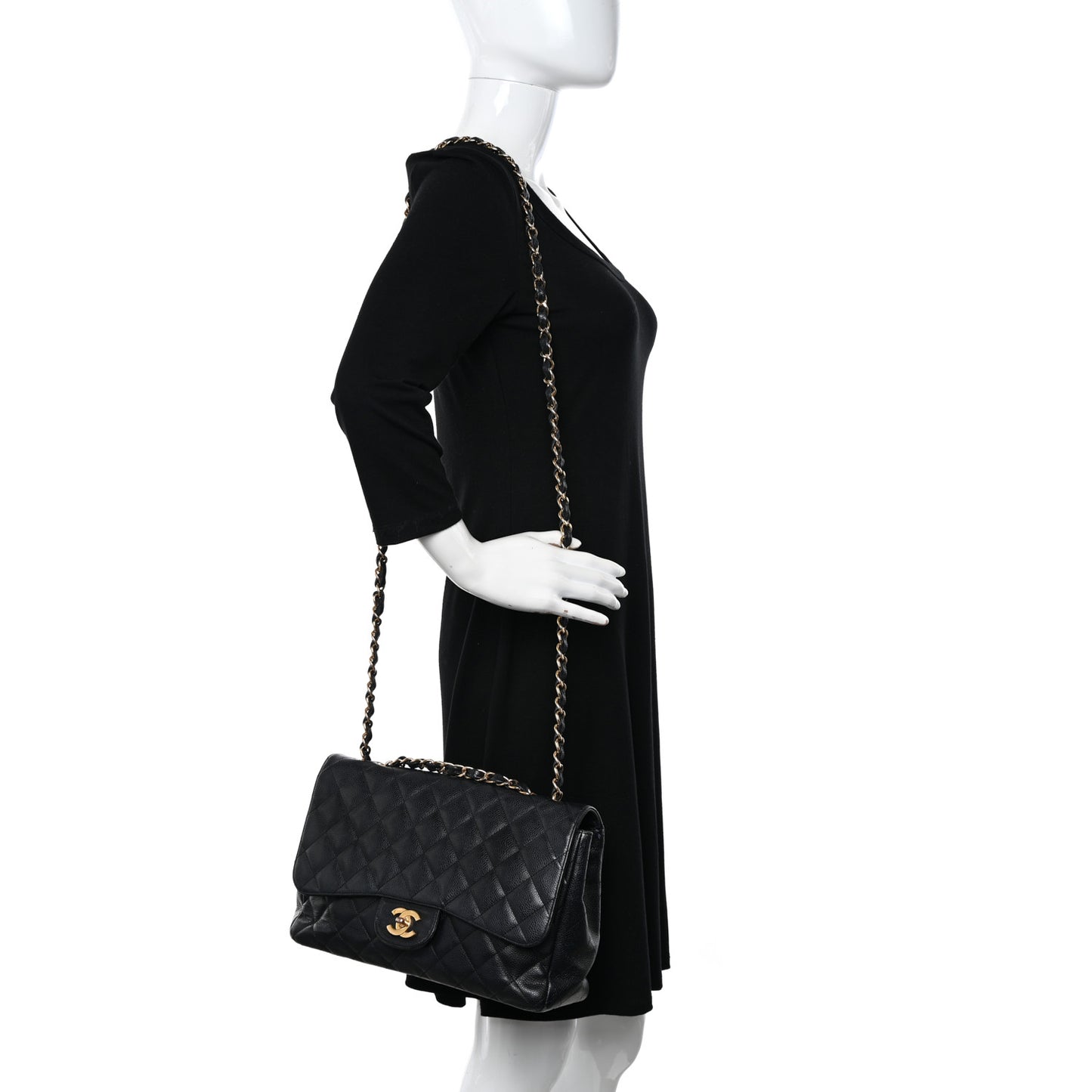 Caviar Quilted Jumbo Single Flap Navy