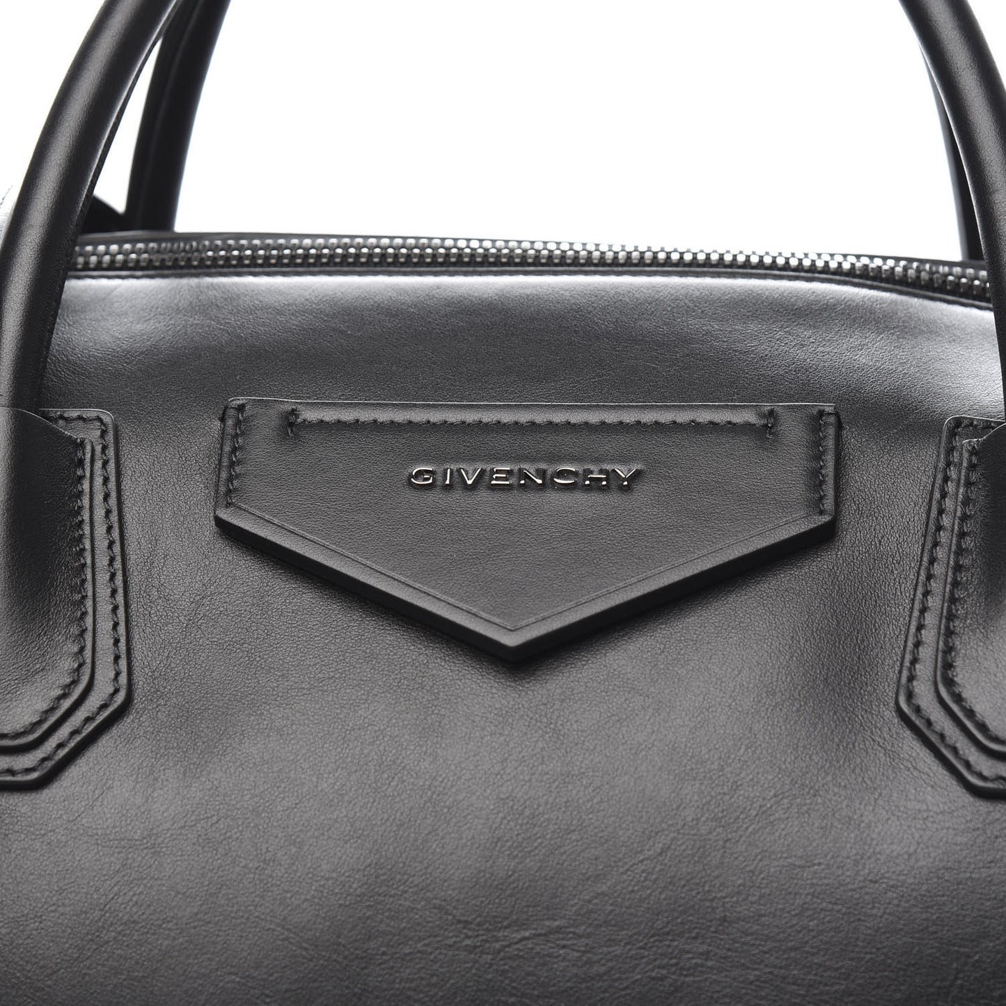 Smooth Calfskin Large Soft Antigona Black
