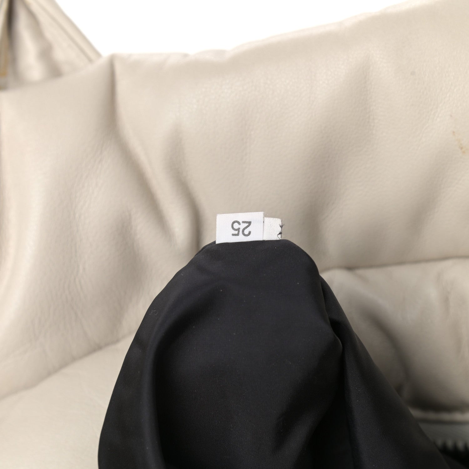 Prada Nappa Bomber Tote Bianco 6 of 12