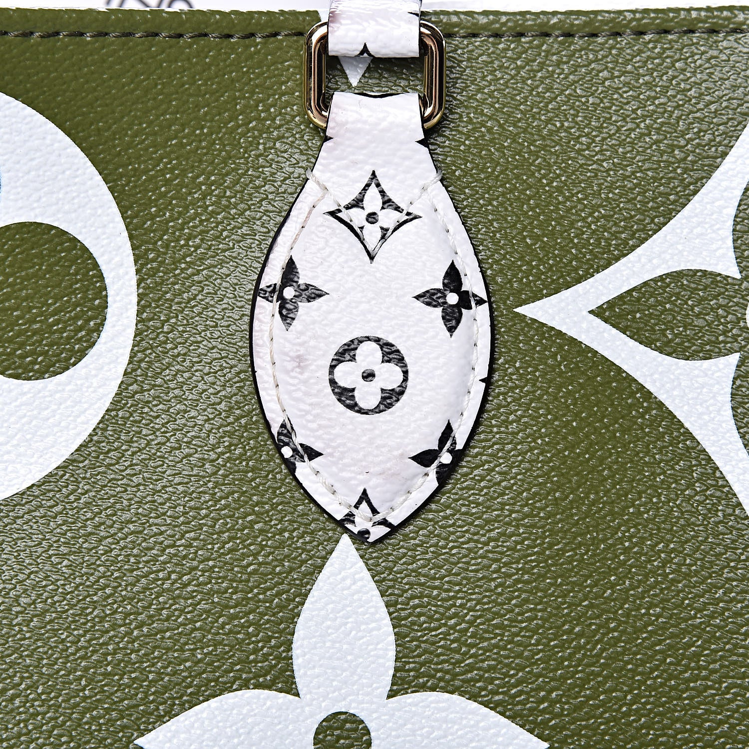 Louis Vuitton Monogram Giant Onthego GM Kaki Beige 17 of 17