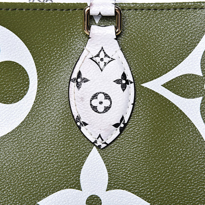 Louis Vuitton Monogram Giant Onthego GM Kaki Beige 17 of 17