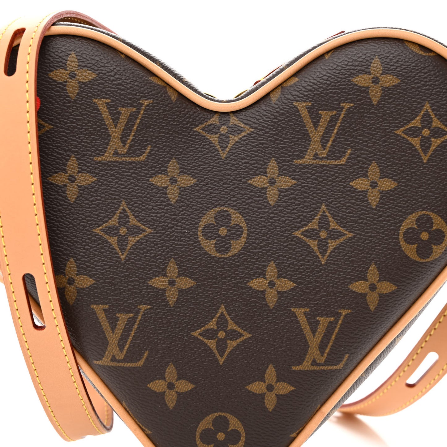 Monogram Game On Coeur