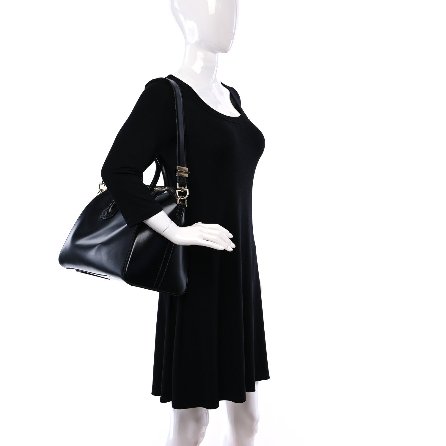 Givenchy Shiny Lord Calfskin Medium Antigona Black 2 of 14