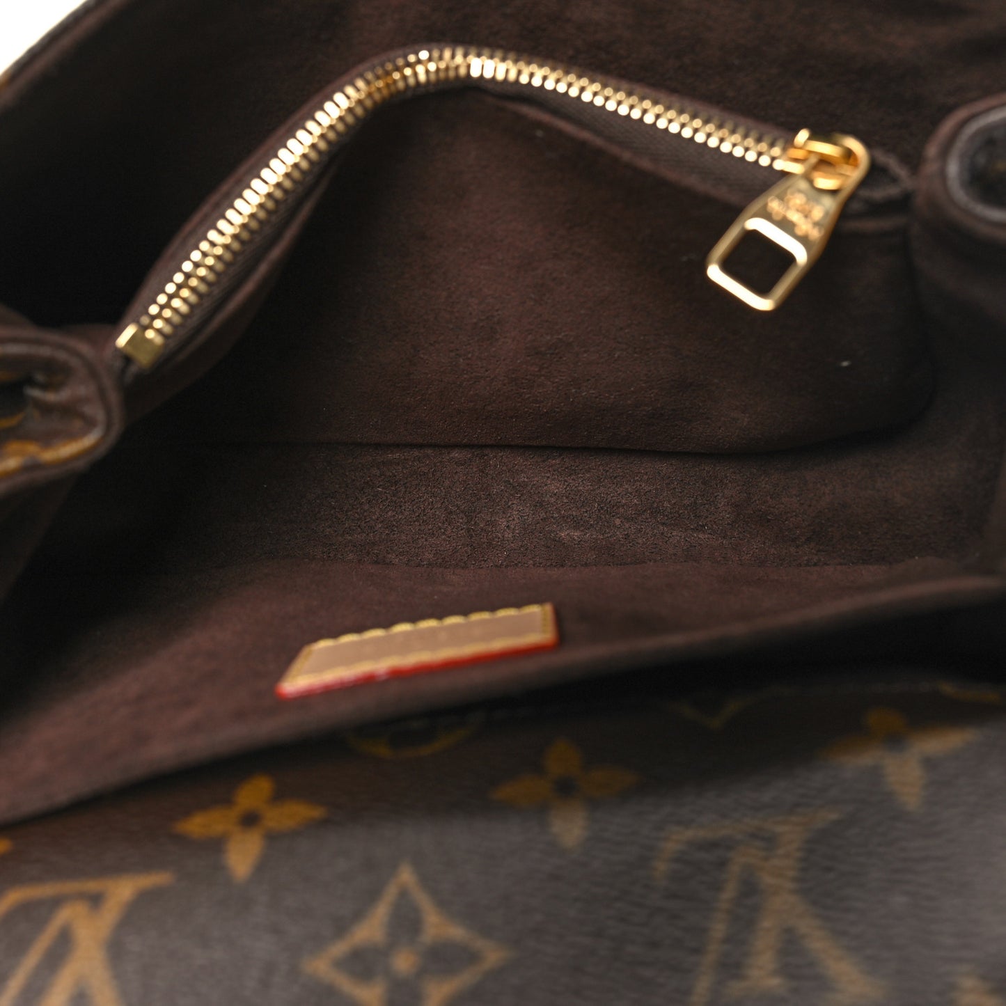 Monogram Pochette Metis East West