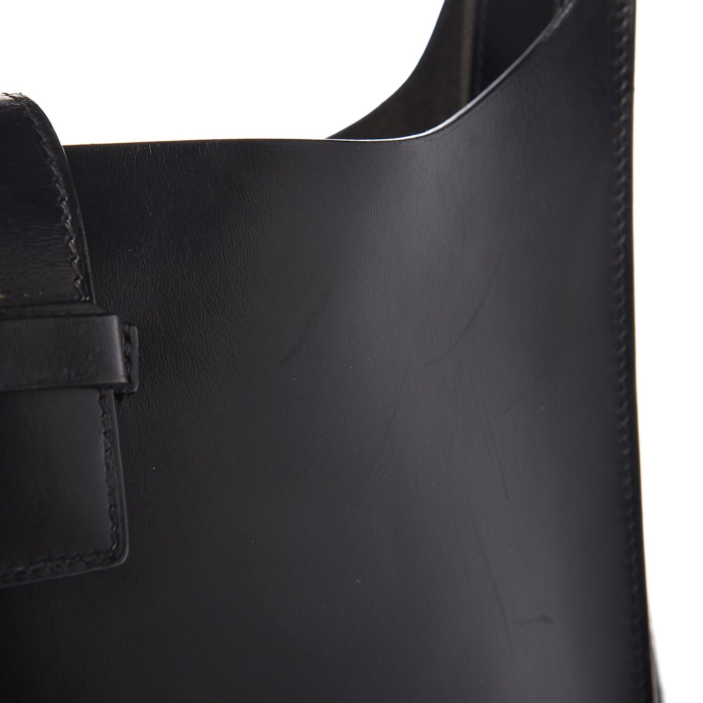 Vache Hunter Evelyne Sellier 29 PM Black