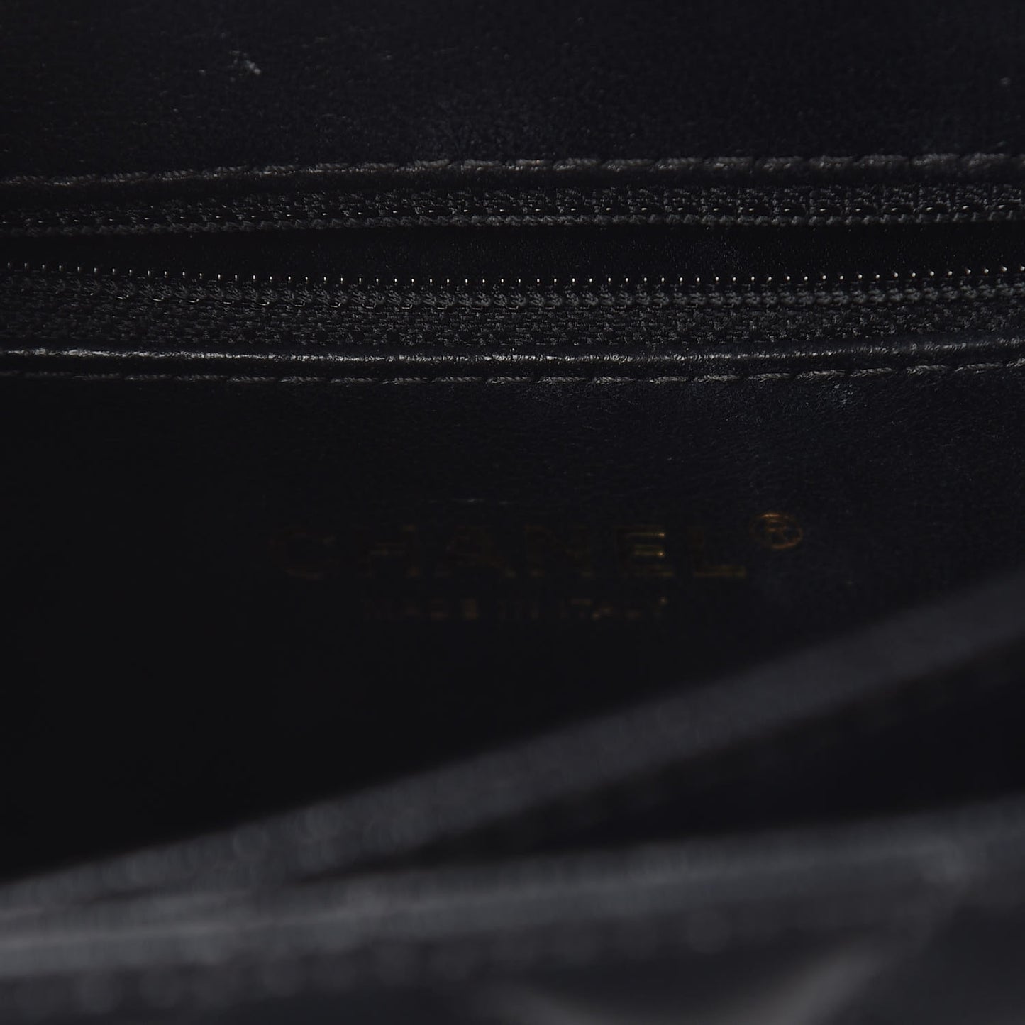 Sheepskin Quilted Beauty Lock Flap Black