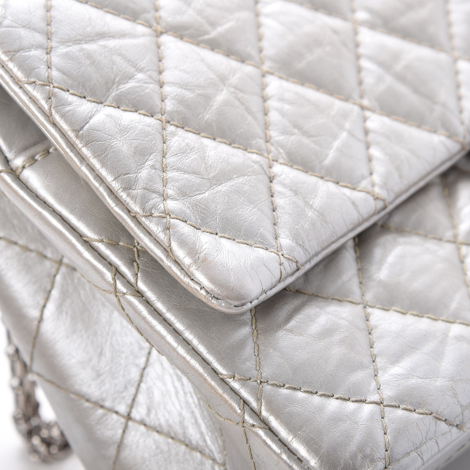 Chanel Metallic Aged Calfskin Quilted 2.55 Reissue 226 Flap Silver 12 of 17
