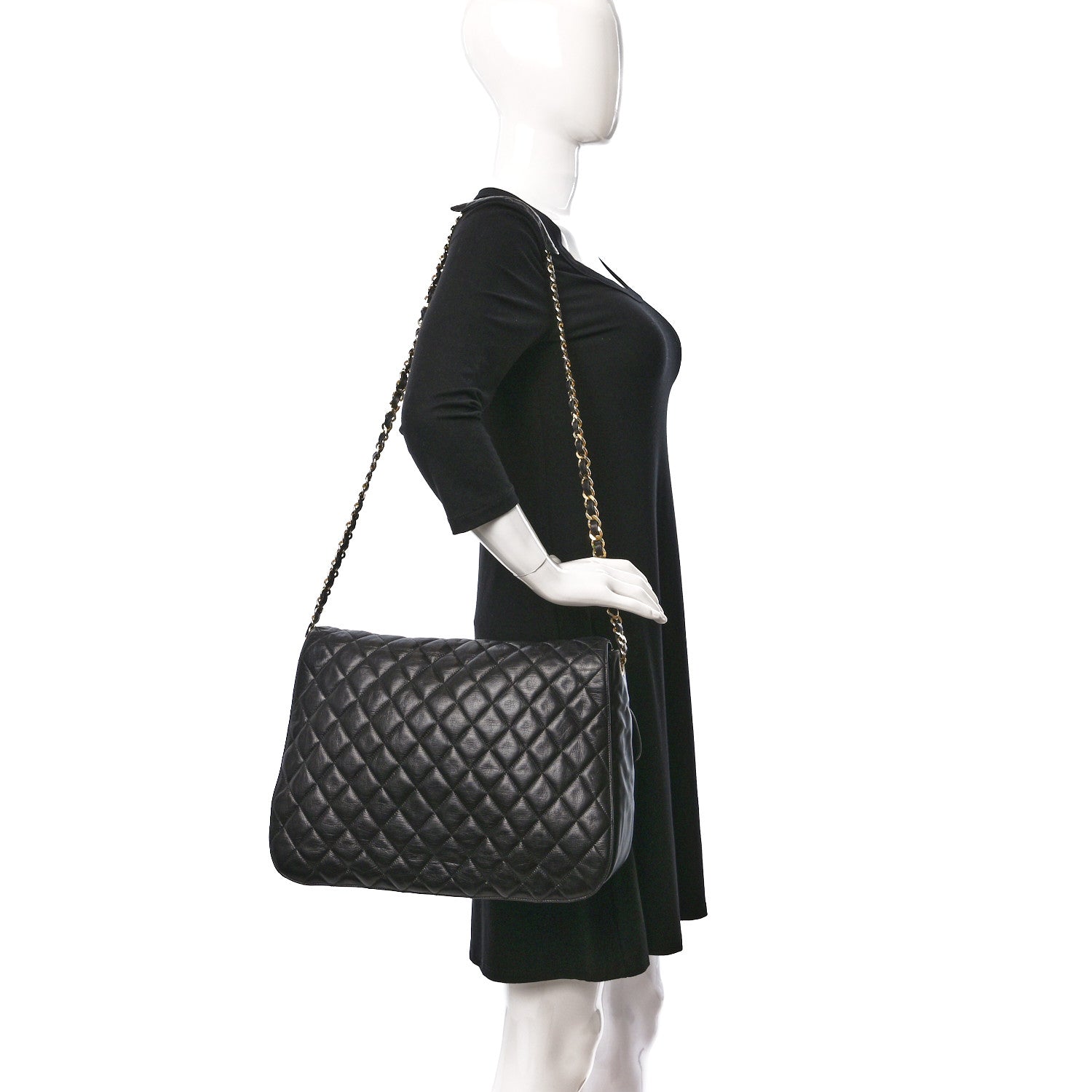 Chanel Aged Calfskin Quilted Messenger Bag Black 3 of 13