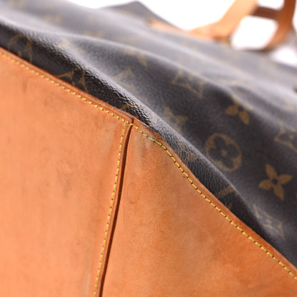 Louis Vuitton Monogram Cabas Mezzo 13 of 20