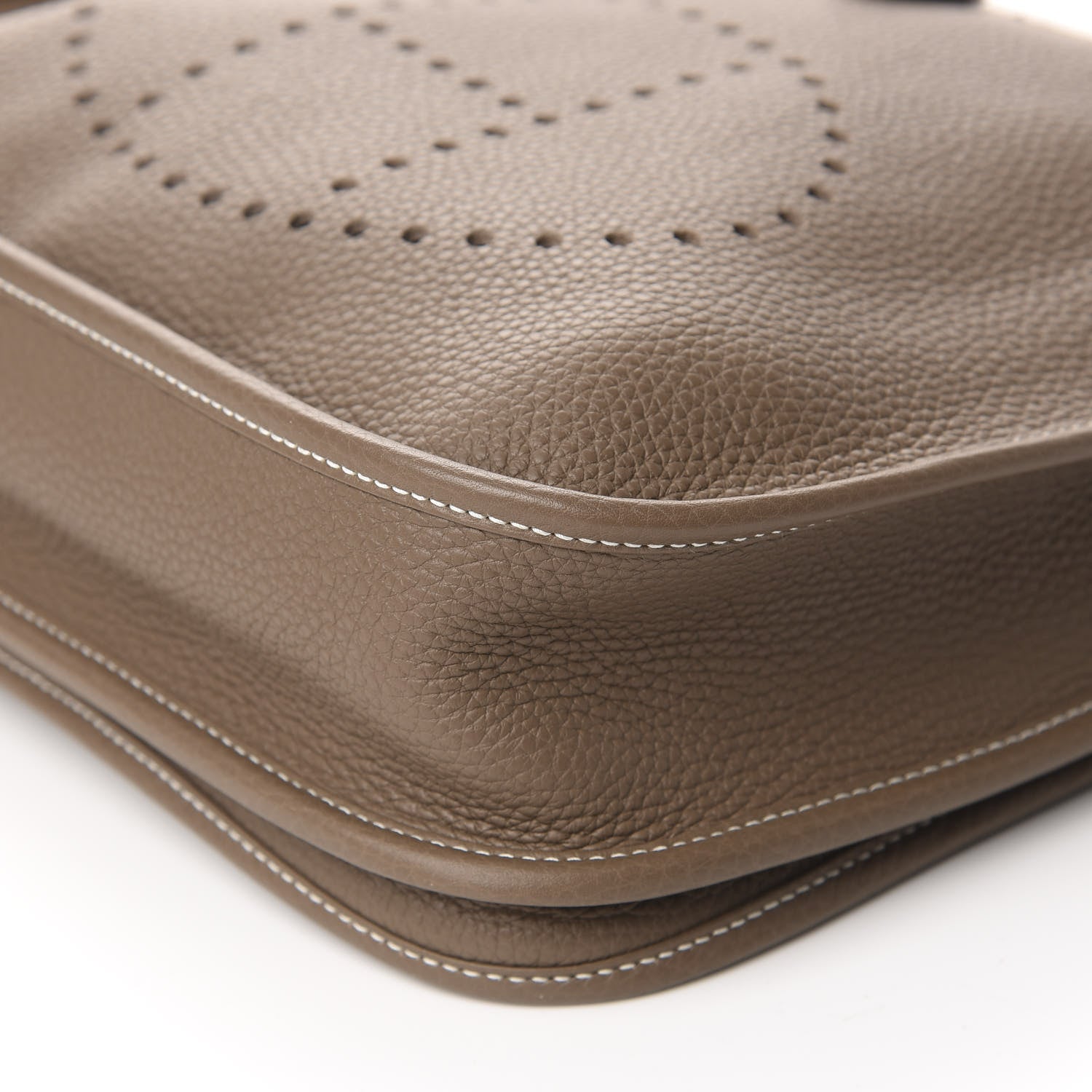 Hermes Taurillon Clemence Evelyne III PM Etoupe 7 of 10