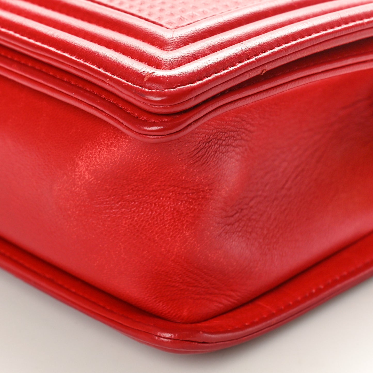 Lambskin Embossed Medium Boy Cube Flap Red