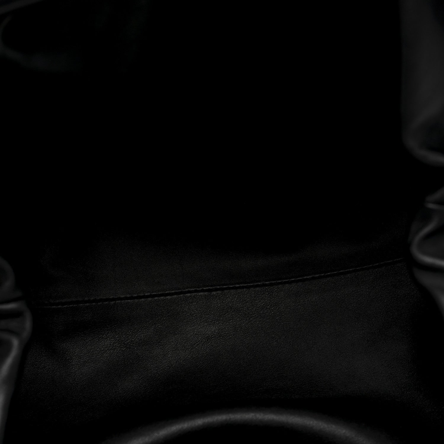 Bottega Veneta Smooth Butter Calf The Pouch Oversized Clutch Black 5 of 9