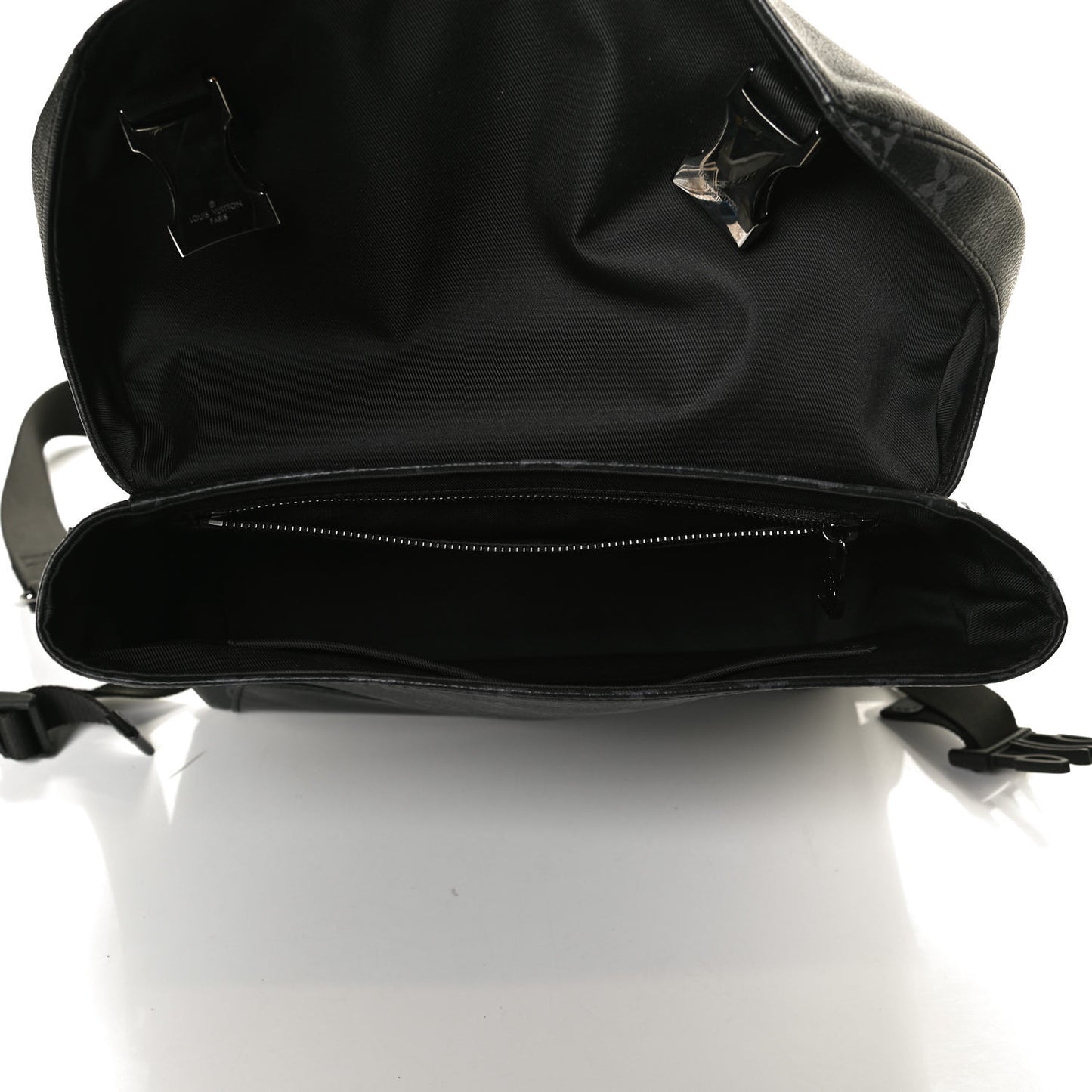 Monogram Eclipse Voyager PM Messenger