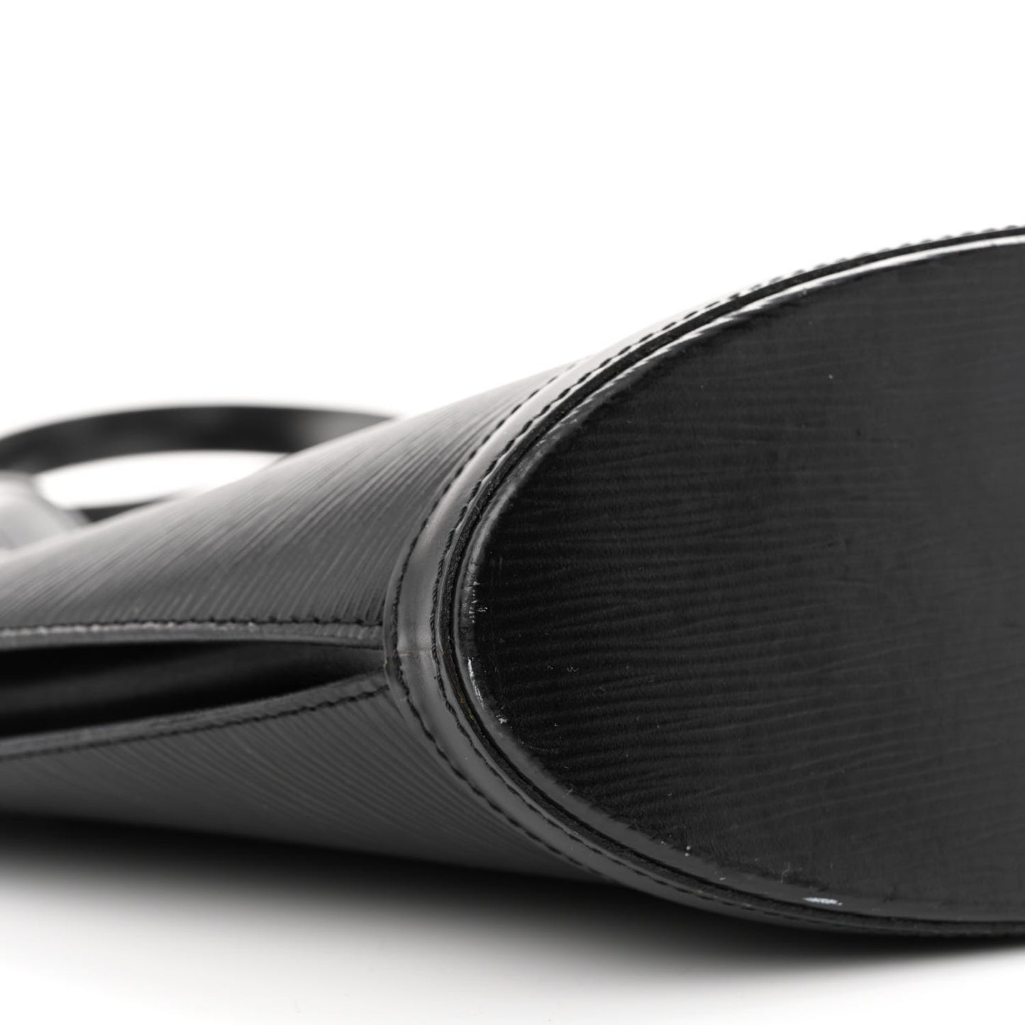 Epi Saint Jacques PM Long Straps Black