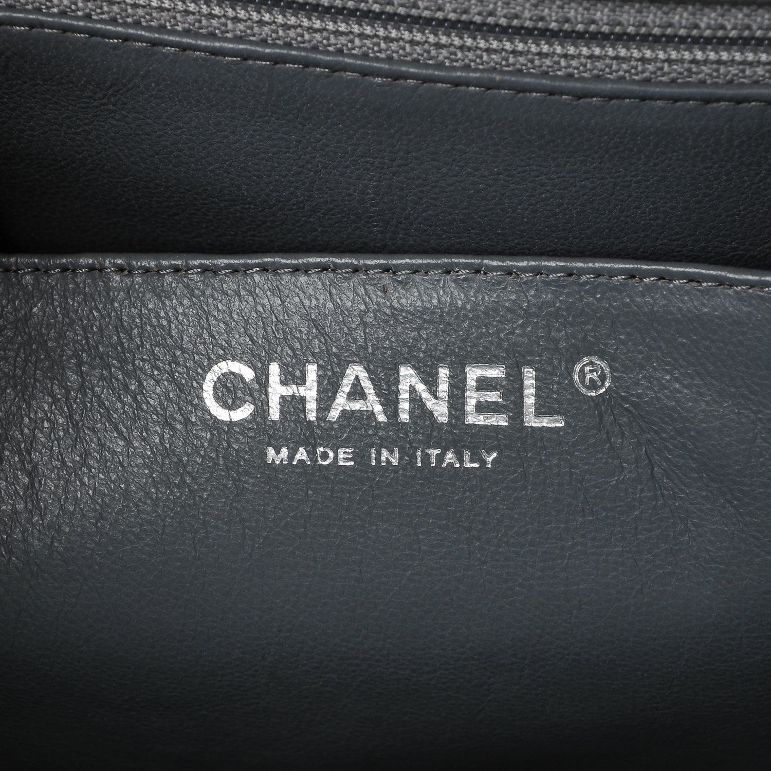 Chanel Patent Quilted Maxi Single Flap Grey 5 of 7